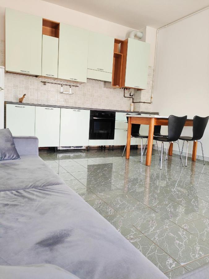 Apartament Sesto Rondo Mm1 Apartment Sesto San Giovanni Bagian luar foto